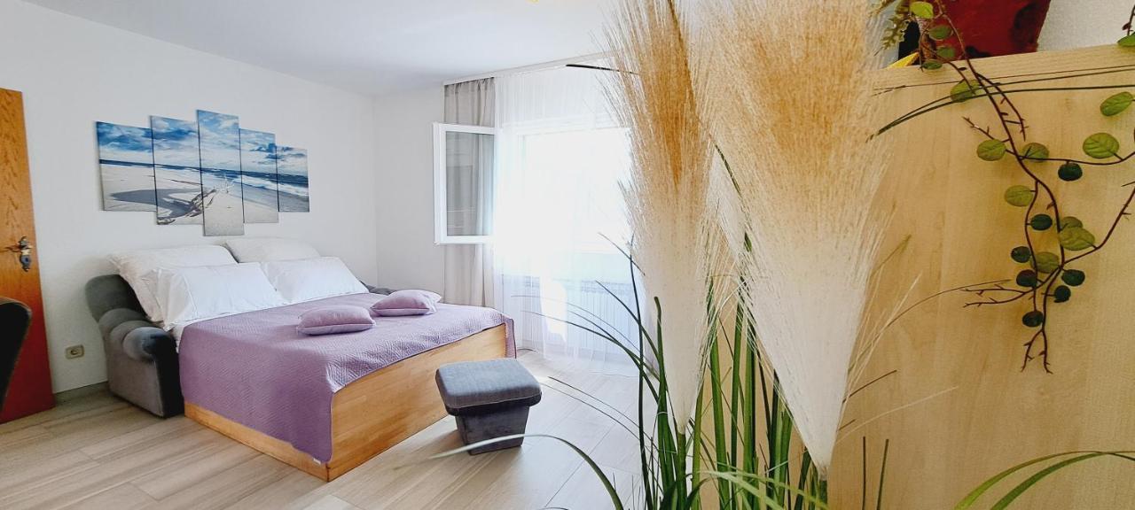 Apartments Darija & Pero ปูชิสชา ภายนอก รูปภาพ
